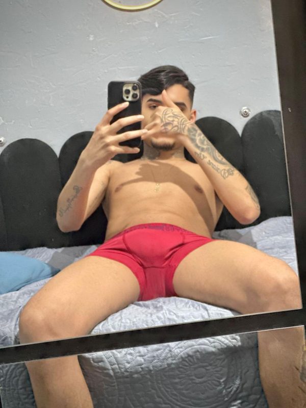 Gabriel Castro 8