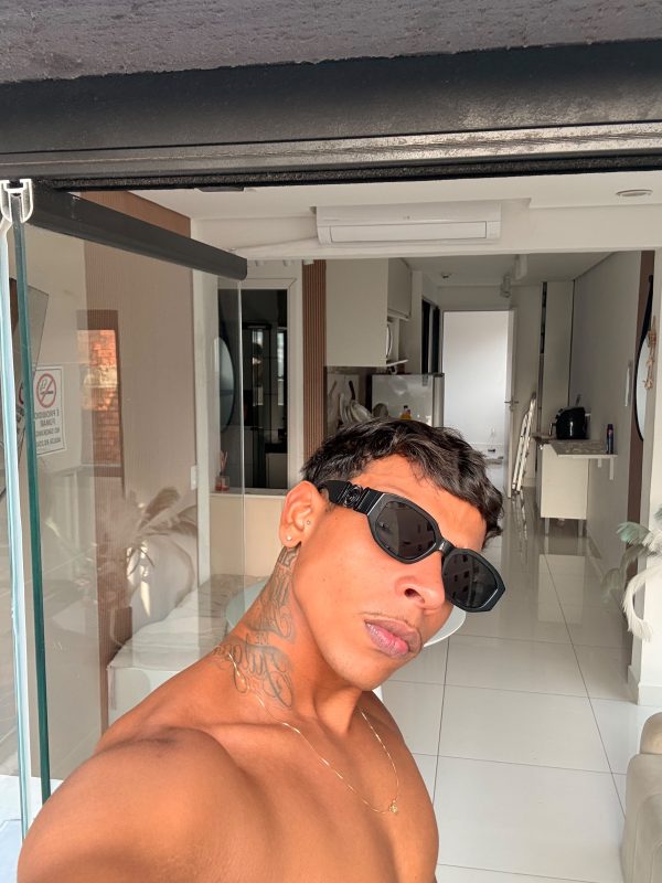Caique Smith 44