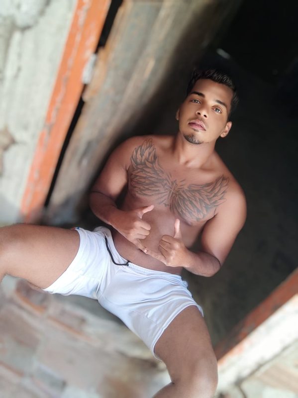 Negro Tatuado 21cm 9