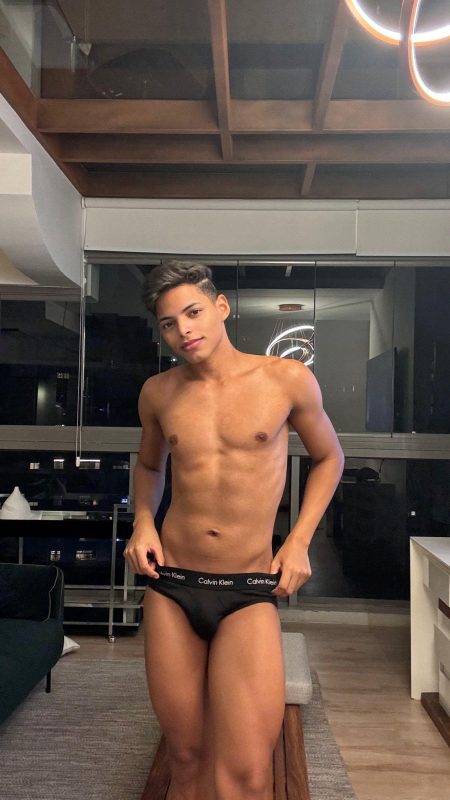 Lucas Pereira 12