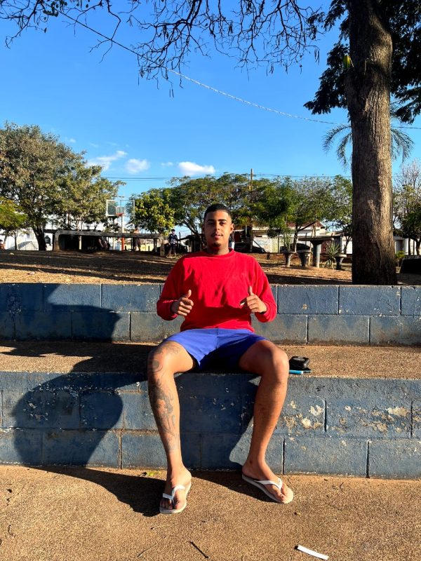 Lucas Bueno 14