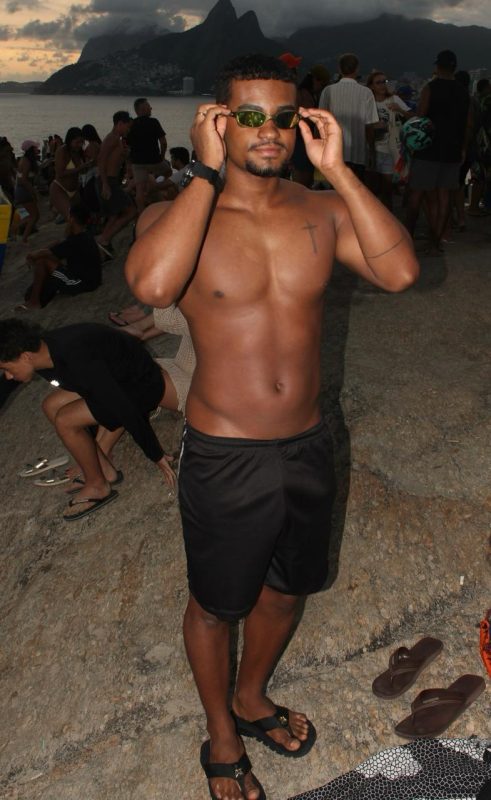 Novinho Sacudo 13