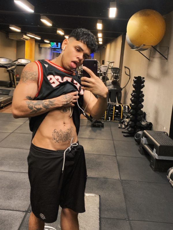 Antoni Gustavo 9
