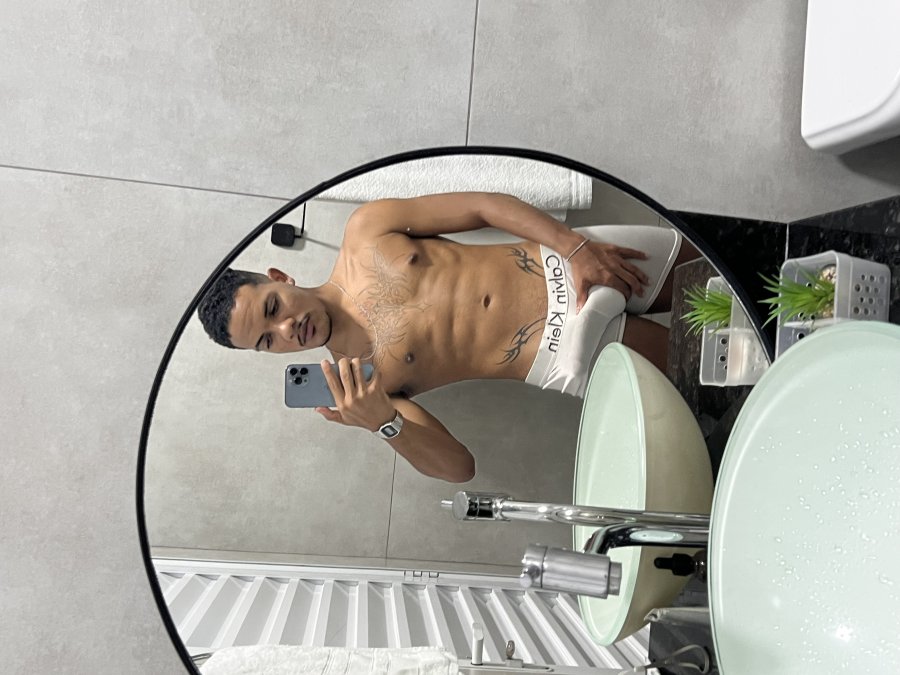 Yan Castro 22cm 3