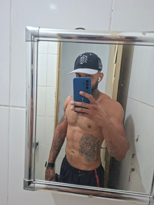 Felipe Dias 53