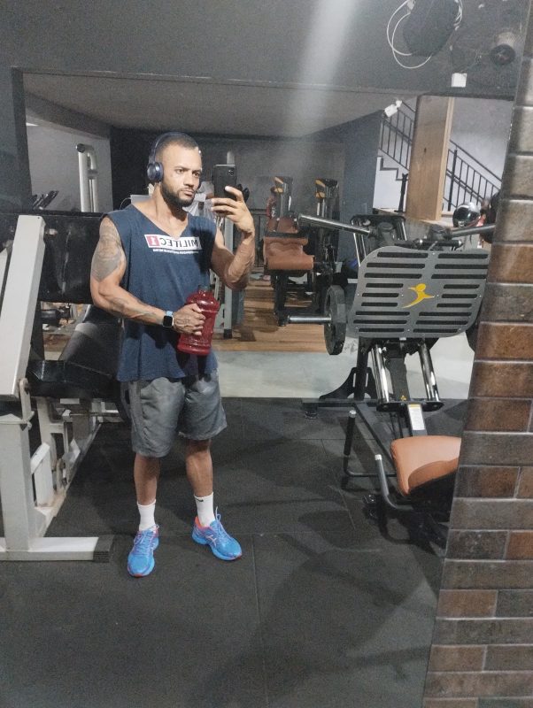 Felipe Dias 76