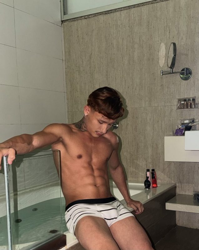 Felipe Ferraz 23