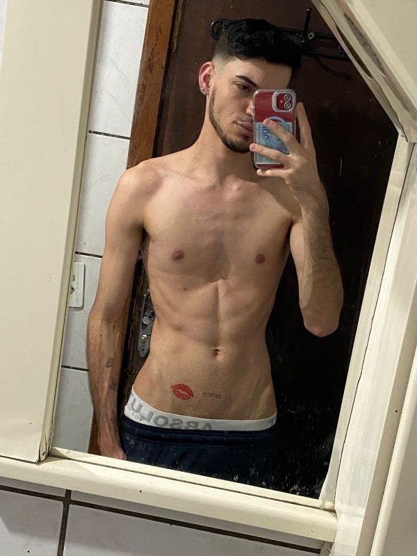Lucas Martinelli 27