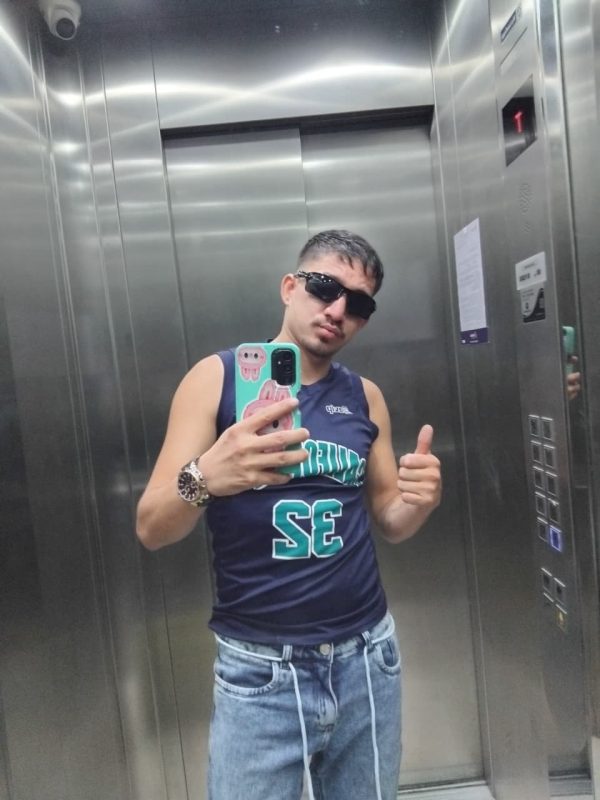 Loiro Venezuelano 9