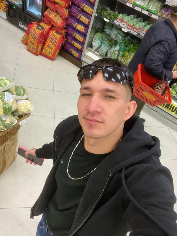Loiro Venezuelano 23
