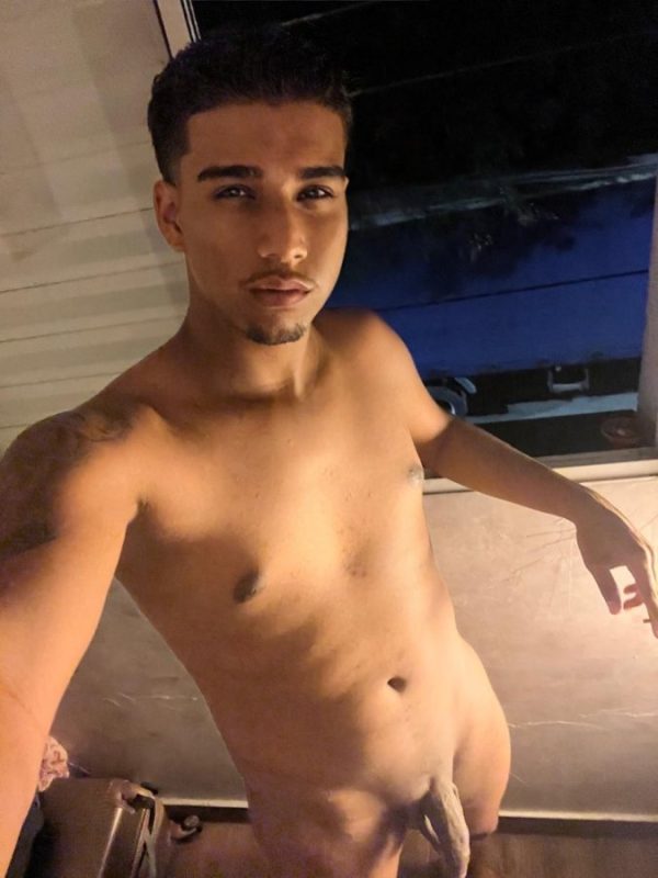 Caique Monteiro 18