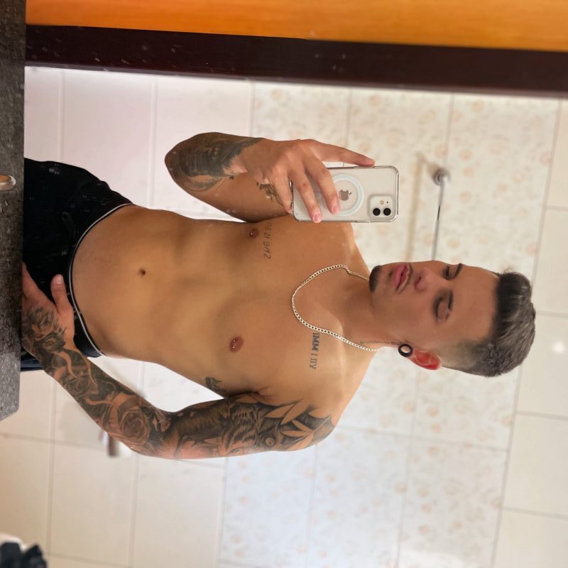 Henrique de Paula 43