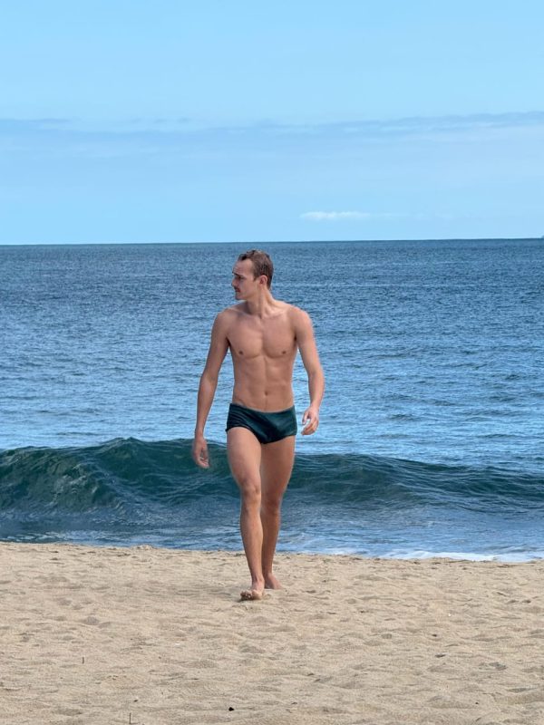 Mat Santos 10