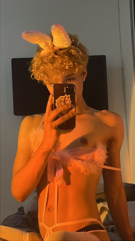 Femboy Novinho 61