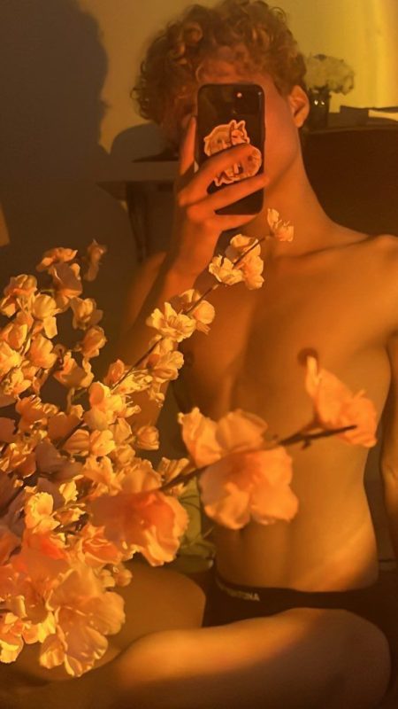 Femboy Novinho 53