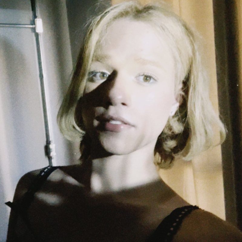 Femboy Novinho 6