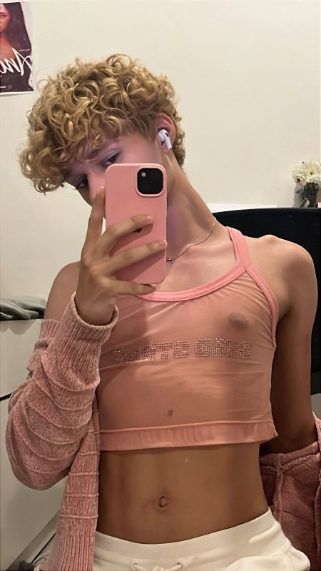 Femboy Novinho 62