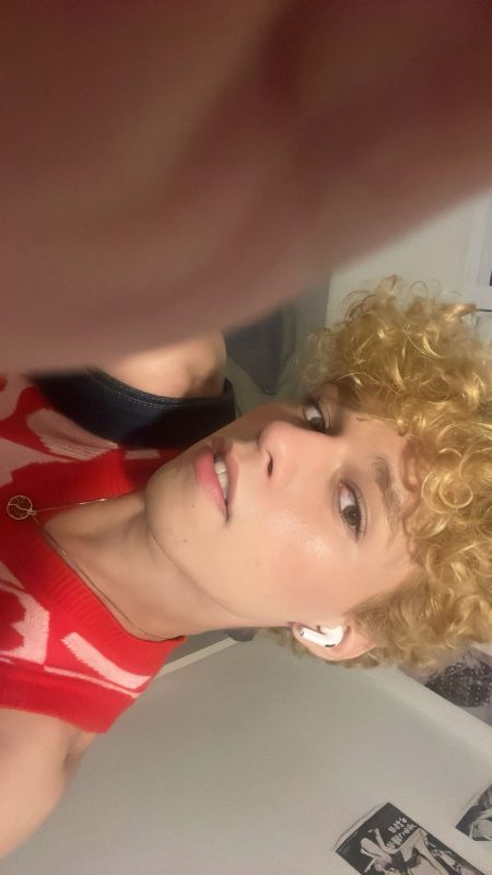 Femboy Novinho 60
