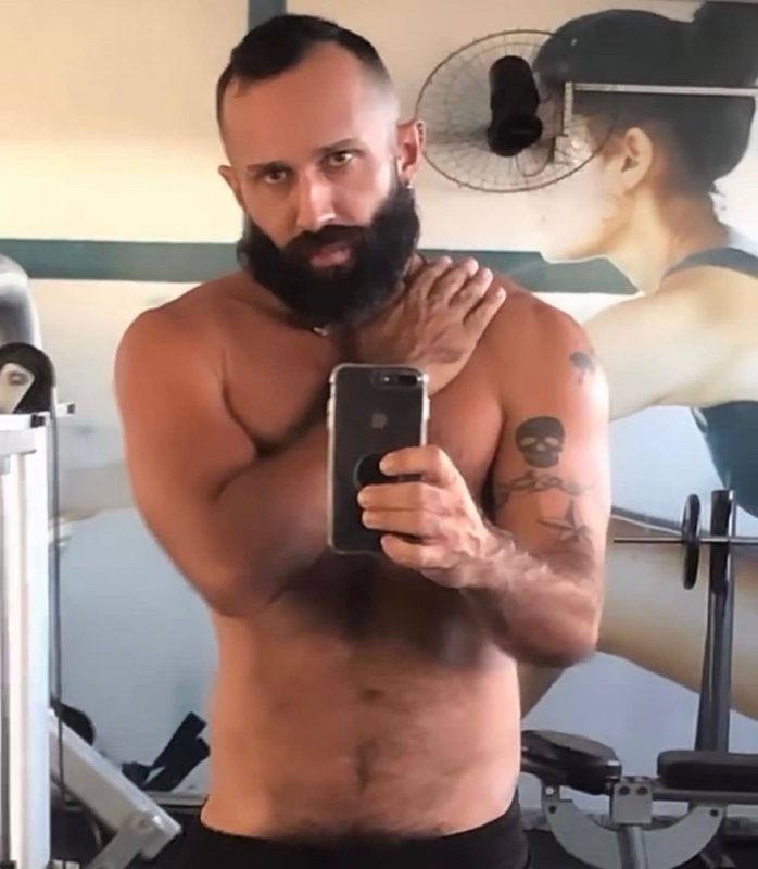Macho Peludo 24