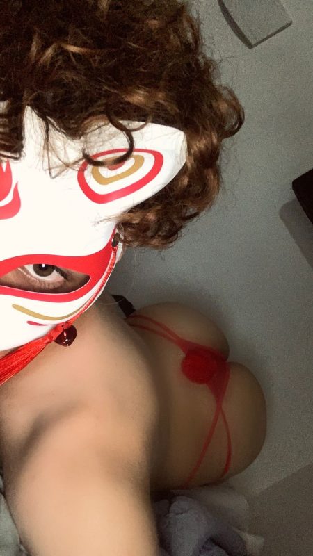 Femboy Novinho 85