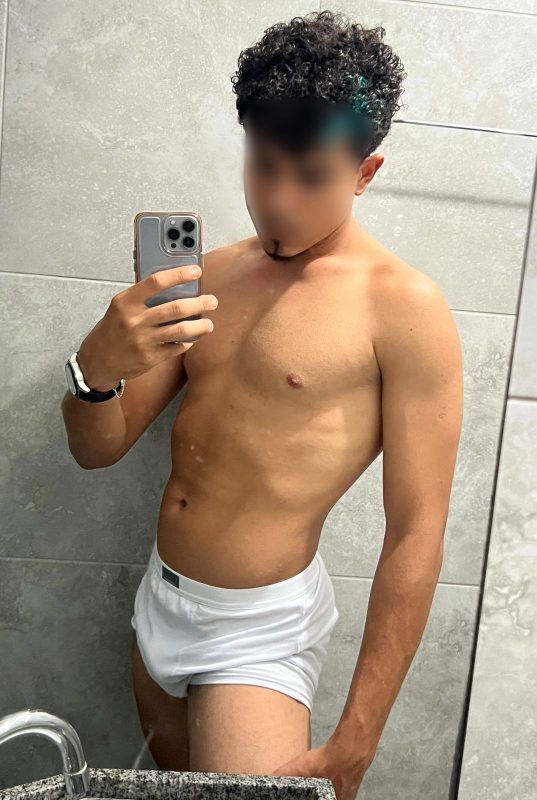 Giovani Castelli 13