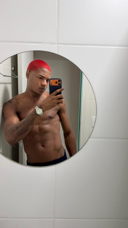 Pretinho Quente