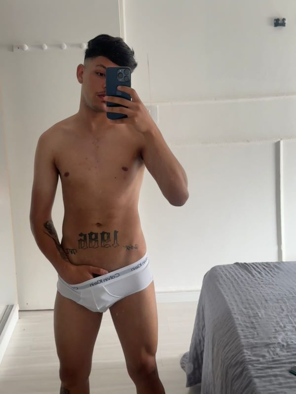 Gustavo Almeida 22