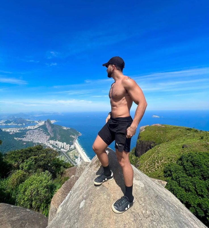 Romeo Khael 8