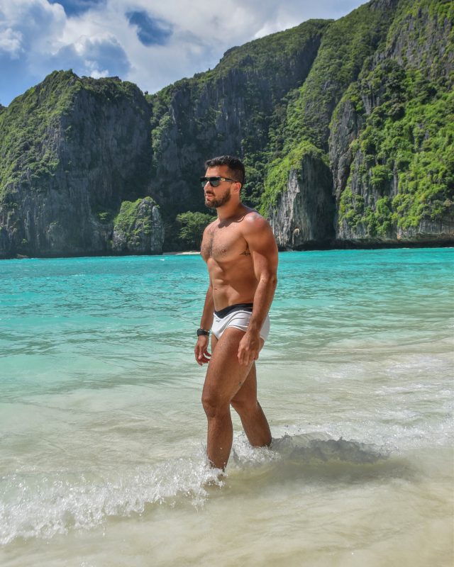 Romeo Khael 20
