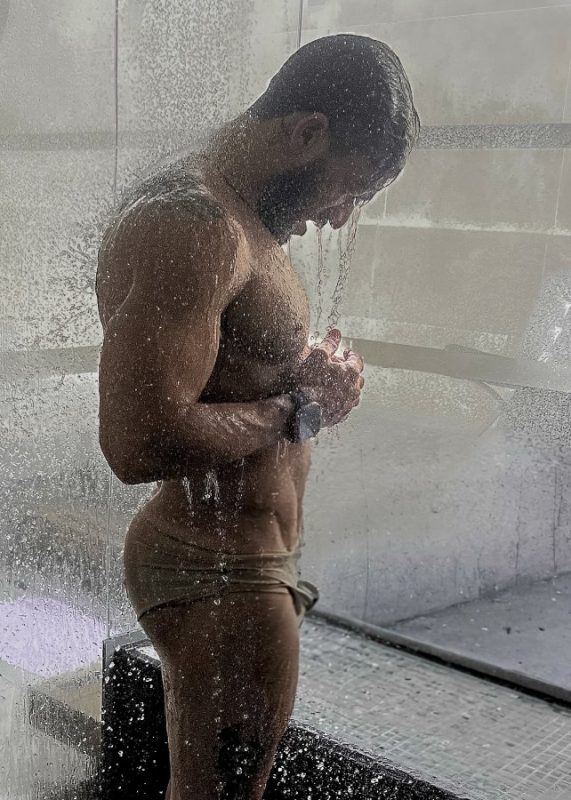 Romeo Khael 9
