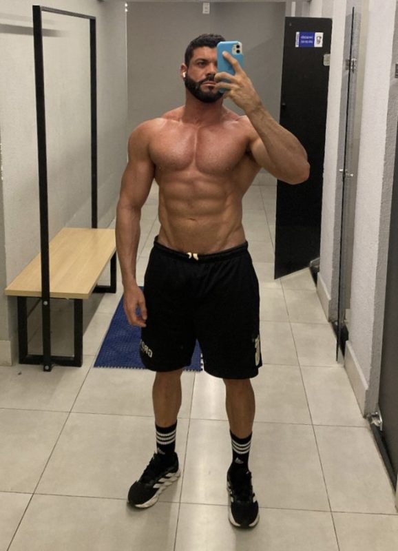 Lucas Barros 25