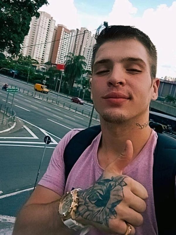 Mike Surfistinha 14