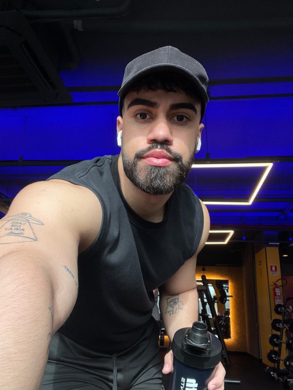 Ale Versátil