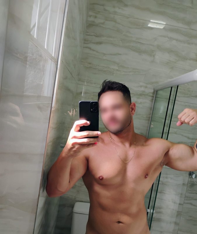 Max Miller 3
