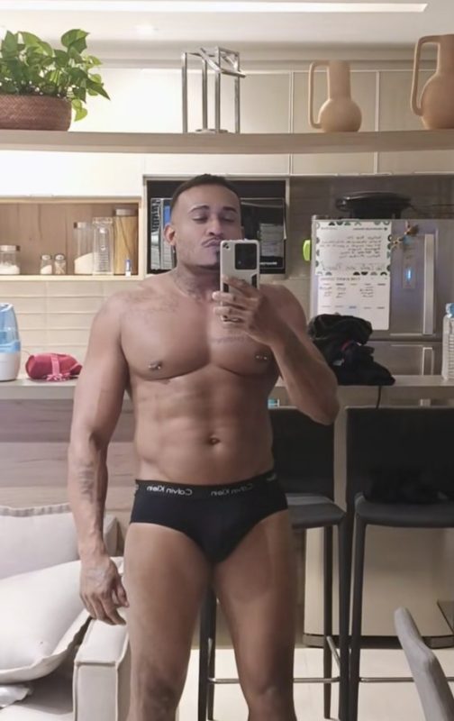 Macho Das Praias