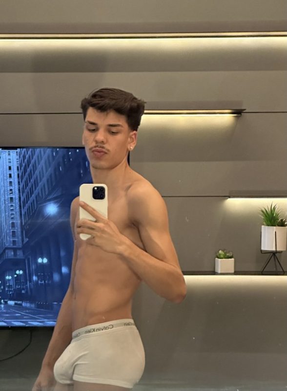 Henriique 9