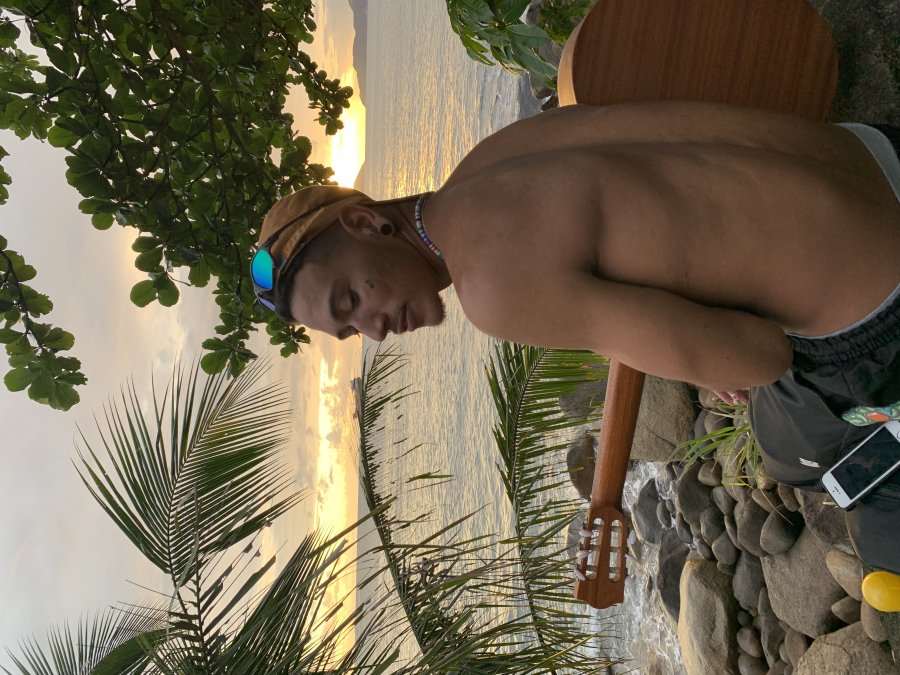Kian Lux 17
