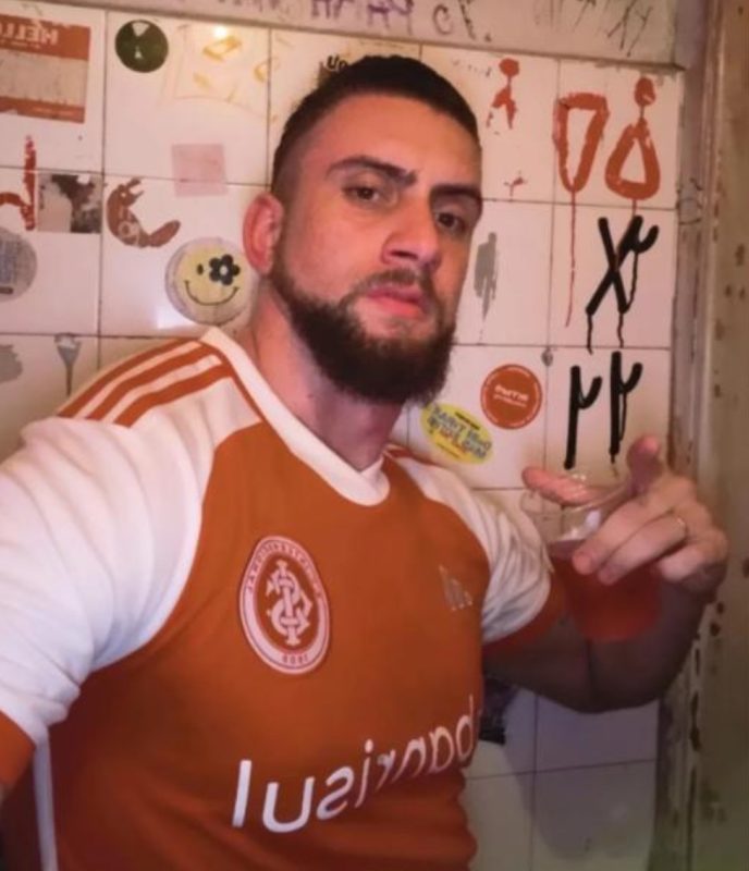 Jogador Caro